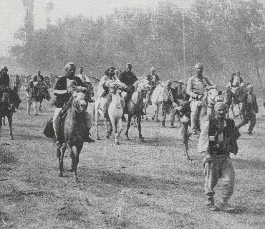 Cavaliers albanais vers 1912
